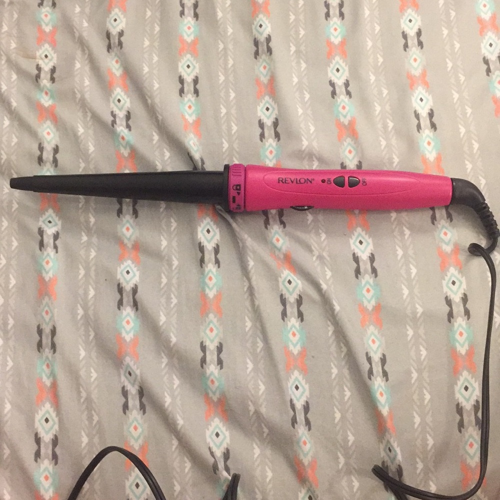 *BOGO 50%*Revlon Hot Pink curling wand